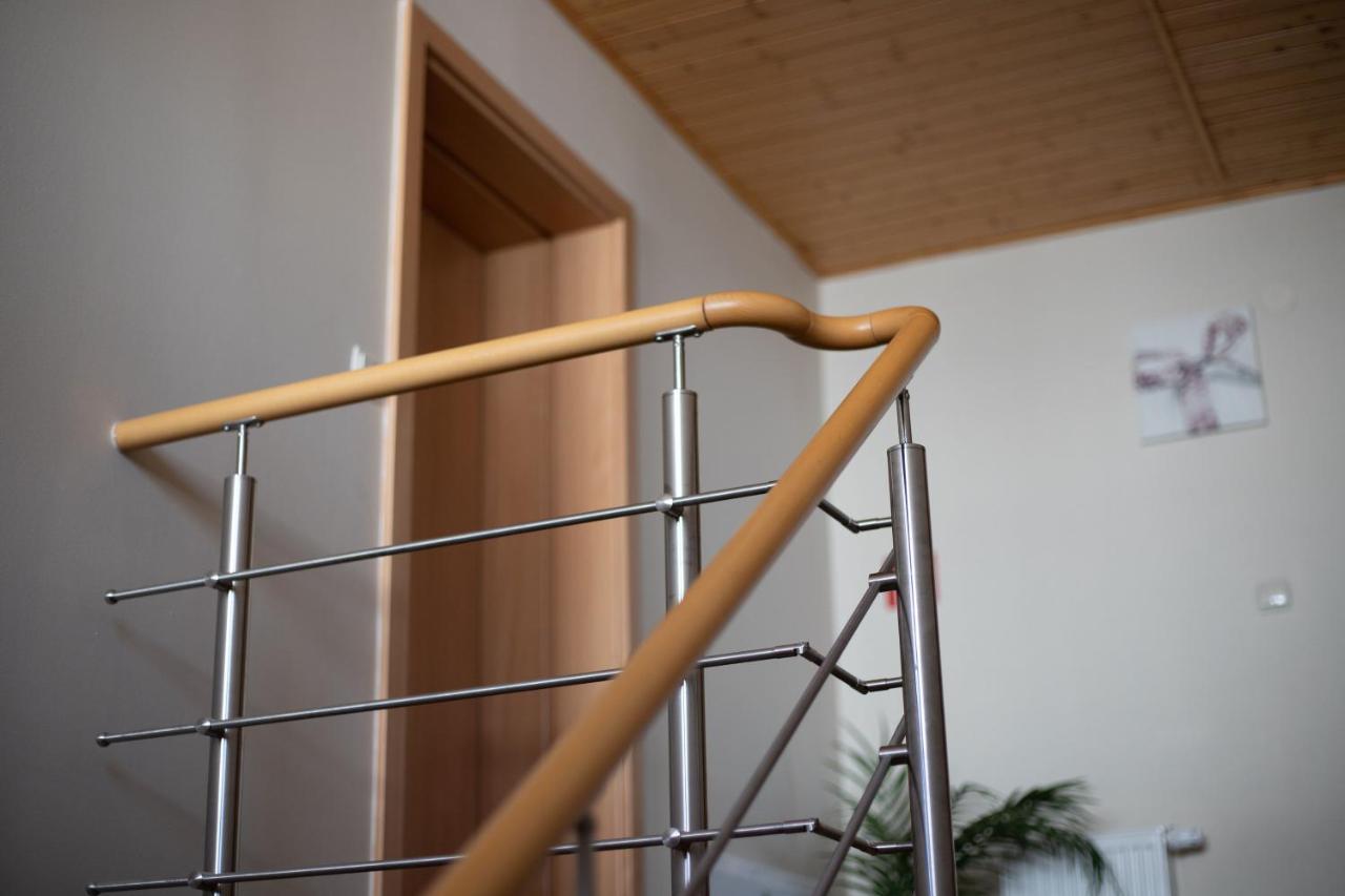 Guest House Fleurs Liptovský Mikuláš المظهر الخارجي الصورة